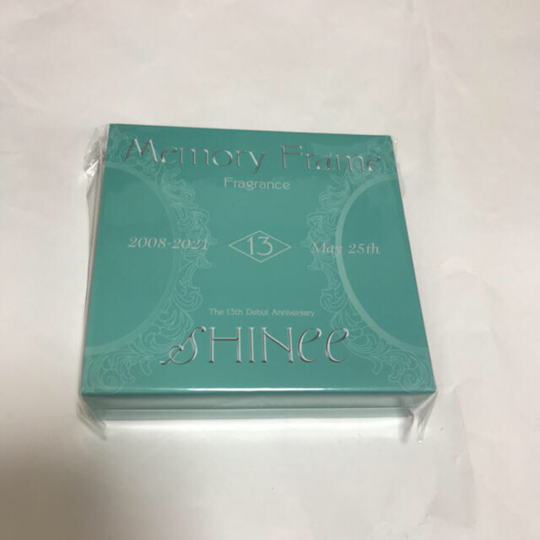 SHINee オニュ MEMORY FRAME FRAGRANCE 13周年 エンタメ/ホビーのタレントグッズ(アイドルグッズ)の商品写真