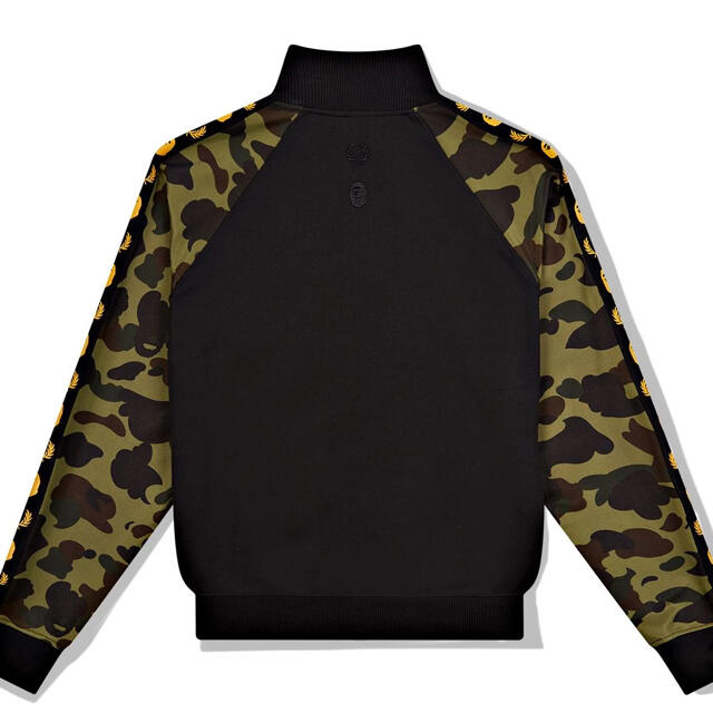 A BATHING APE(アベイシングエイプ)の激レアXL新品！BAPE X FRED PERRY トラックジャケット　ジャージ メンズのトップス(ジャージ)の商品写真