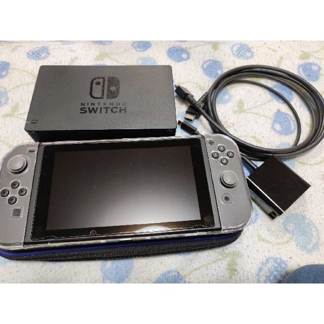 Nintendo Switch新型 グレー 美品 - 家庭用ゲーム機本体