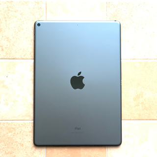 アップル(Apple)の【交換品】極美品 iPad Air 第3世代 64GB スペースグレー(タブレット)