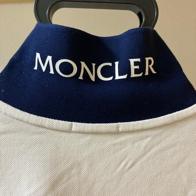 MONCLER(モンクレール)のモンクレール　ポロシャツ　美品 メンズのトップス(ポロシャツ)の商品写真