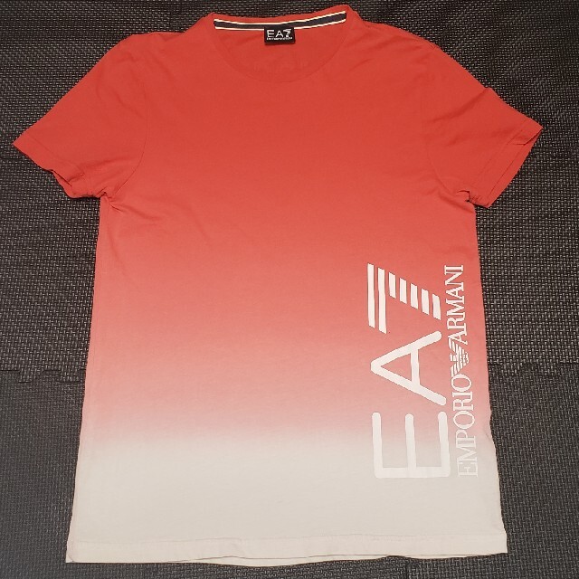 Emporio Armani(エンポリオアルマーニ)のEA7 エンポリオアルマーニ ロゴプリント 半袖Tシャツ メンズのトップス(Tシャツ/カットソー(半袖/袖なし))の商品写真