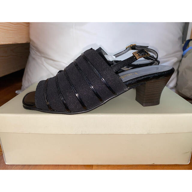 MICHIYO INABA(ミチヨイナバ)のinaba サンダル レディースの靴/シューズ(サンダル)の商品写真