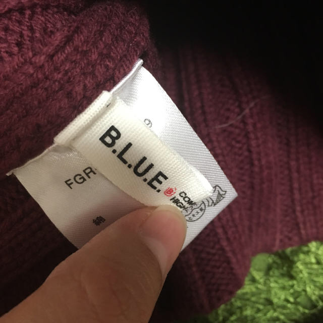 B.L.U.E.(ビーエルユーイー)のボルドー ニット帽 ZARA CA4LA アングリッド レディースの帽子(ニット帽/ビーニー)の商品写真