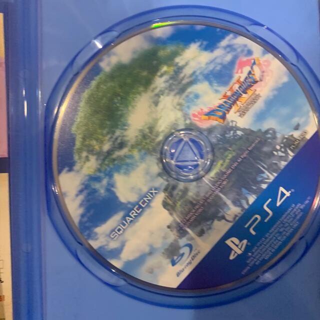 PlayStation4(プレイステーション4)のドラゴンクエストXI　過ぎ去りし時を求めて PS4 ドラクエ11 エンタメ/ホビーのゲームソフト/ゲーム機本体(その他)の商品写真