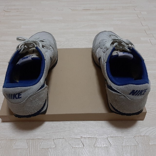 NIKE(ナイキ)のNIKE　スニーカー　27.5cm メンズの靴/シューズ(スニーカー)の商品写真