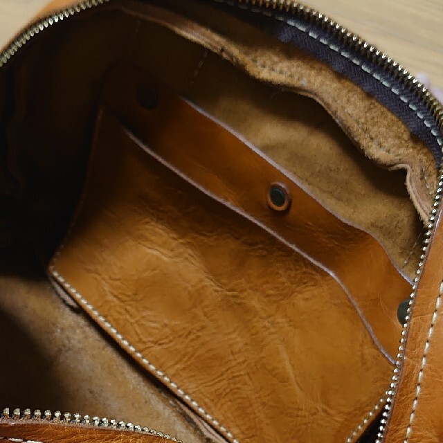 HERZ(ヘルツ)のSaki様専用 Herz ヘルツ ミニボストン レディースのバッグ(ハンドバッグ)の商品写真