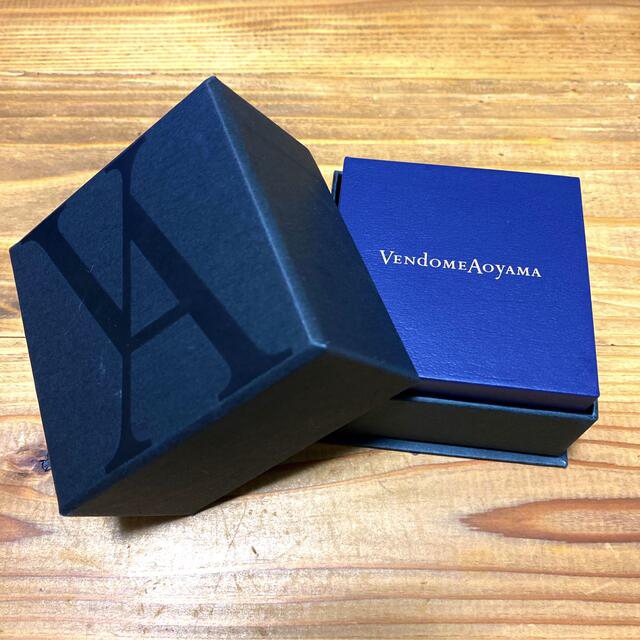 Vendome Aoyama(ヴァンドームアオヤマ)の【美品】ヴァンドーム青山アクセサリーケース外箱付き レディースのアクセサリー(その他)の商品写真