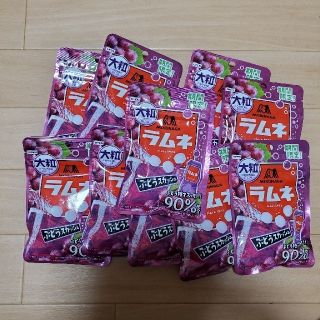 モリナガセイカ(森永製菓)の森永　大粒ラムネ菓子　ぶどうスカッシュ　10袋(菓子/デザート)