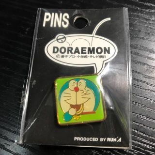 ドラえもん　PINS(キャラクターグッズ)