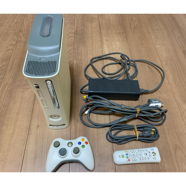 Xbox360(エックスボックス360)の動作確認済　Xbox360 HD60GB ジャンク エンタメ/ホビーのゲームソフト/ゲーム機本体(家庭用ゲーム機本体)の商品写真