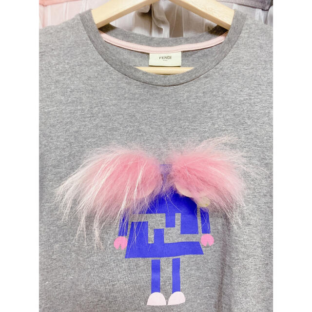 FENDI レディースTシャツ