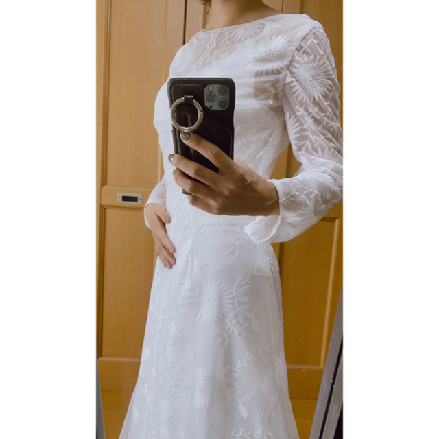 刺繍 スレンダードレス 前撮り レディースのフォーマル/ドレス(ウェディングドレス)の商品写真