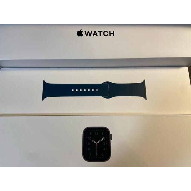 Apple Watch(アップルウォッチ)のApple Watch se 40mm （GPS）スペースグレー メンズの時計(腕時計(デジタル))の商品写真