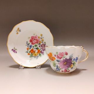 マイセン(MEISSEN)のマイセン 1850-60年頃 マルコリーニの金彩花絵 カップ&ソーサー(食器)