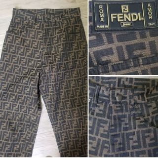 フェンディ(FENDI)の★正規品美品★FENDIフェンディ★超大人気！総ズッカ柄パンツ★イタリア41(カジュアルパンツ)