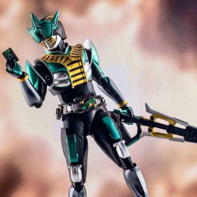 BANDAI(バンダイ)のS.H.Figuarts（真骨彫製法）仮面ライダーゼロノス アルタイルフォーム  エンタメ/ホビーのフィギュア(特撮)の商品写真