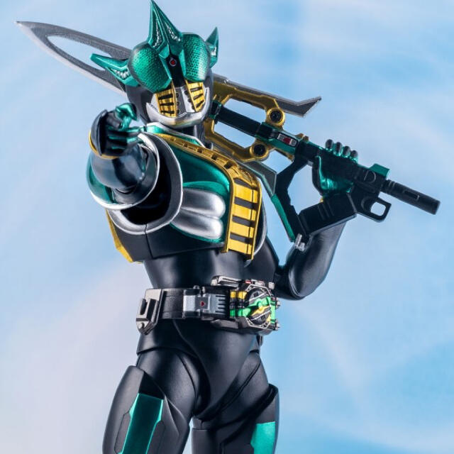 BANDAI(バンダイ)のS.H.Figuarts（真骨彫製法）仮面ライダーゼロノス アルタイルフォーム  エンタメ/ホビーのフィギュア(特撮)の商品写真