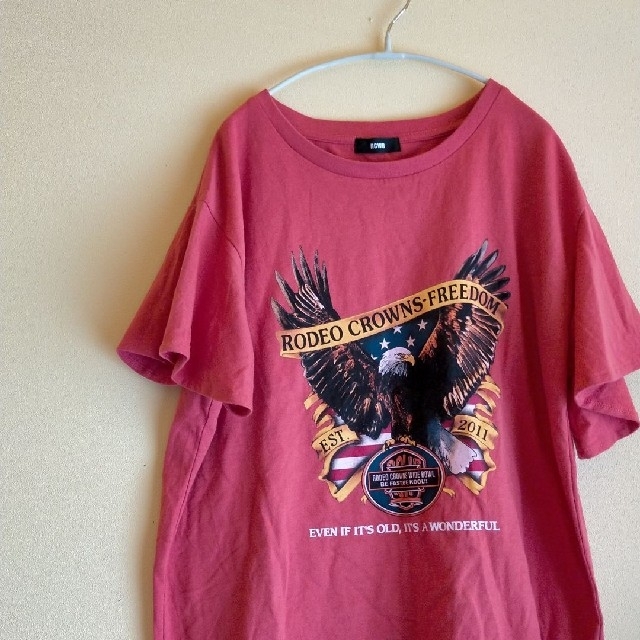 RODEO CROWNS WIDE BOWL(ロデオクラウンズワイドボウル)のRCWB イーグルフリルTシャツ レディースのトップス(Tシャツ(半袖/袖なし))の商品写真