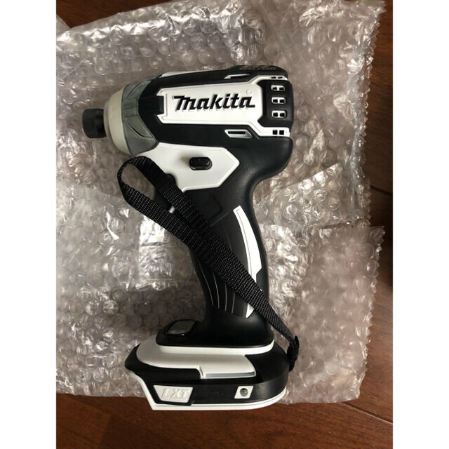 Makita(マキタ)のマキタインパクト　TD136D(白) スポーツ/アウトドアの自転車(工具/メンテナンス)の商品写真