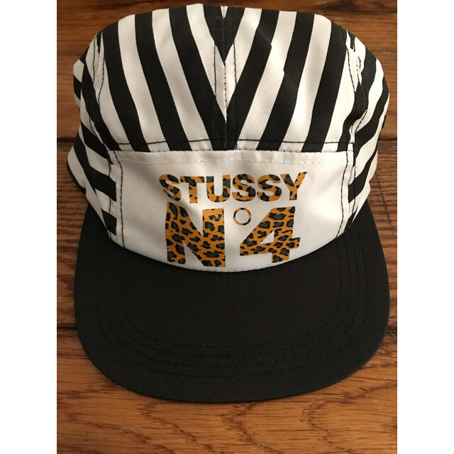 STUSSY(ステューシー)の【未使用】ステューシー キャップ レディースの帽子(キャップ)の商品写真