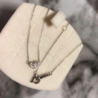 美品　K10WG 0.08ct ハートモチーフネックレス