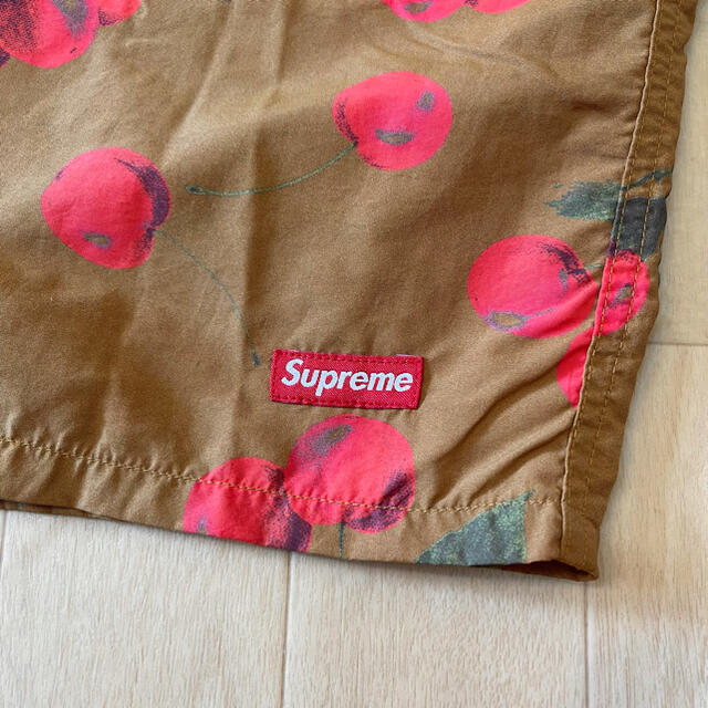 Supreme(シュプリーム)の19ss Supreme Cherry Nylon Water Short メンズの水着/浴衣(水着)の商品写真