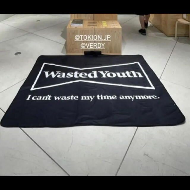 TOKION Wasted Youth 特大 ラグマット  ブラック 新品 1点