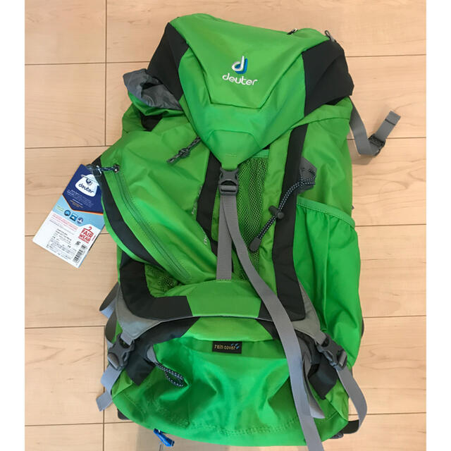 Deuter(ドイター)の限定　ドイター・ACTトレイルプロ40  ¥9,999→8,999→8,000円 スポーツ/アウトドアのアウトドア(登山用品)の商品写真