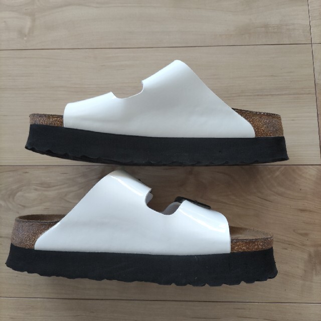 BIRKENSTOCK(ビルケンシュトック)のBIRKENSTOCK　37  (24cm) レディースの靴/シューズ(サンダル)の商品写真