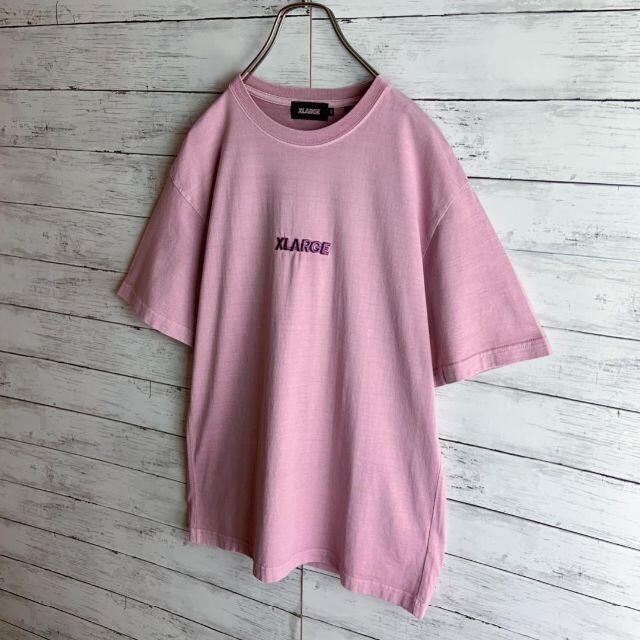 XLARGE(エクストララージ)の【大人気くすみカラー！】エクストララージ センターロゴ刺繍入り半袖Tシャツ メンズのトップス(Tシャツ/カットソー(半袖/袖なし))の商品写真