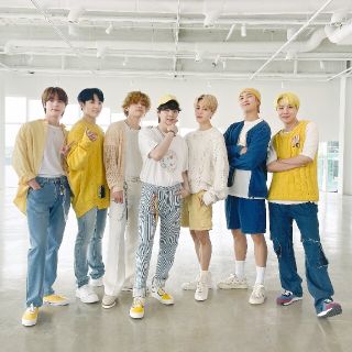 最終値下げ！アンダースンベル💓BTS着用SUGA着用SmileT-shirt(シャツ)