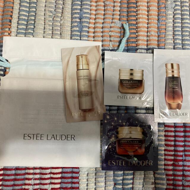 Estee Lauder(エスティローダー)のエスティローダー　スキンケアセット♪ コスメ/美容のスキンケア/基礎化粧品(美容液)の商品写真