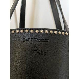 ジェイアンドエムデヴィッドソン(J&M DAVIDSON)のJ&M DAVIDSON ベルMウィズスタッズ　バッグ(トートバッグ)