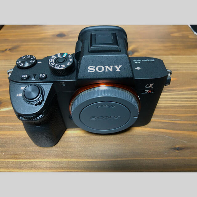 SONY(ソニー)のSONY α7RⅢ 本体＋おまけ付き スマホ/家電/カメラのカメラ(ミラーレス一眼)の商品写真