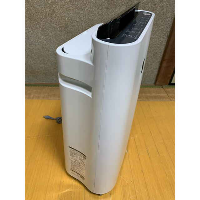 SHARP(シャープ)のSHARP 美品 2018年製 プラズマクラスター搭載加湿空気清浄機 スマホ/家電/カメラの生活家電(空気清浄器)の商品写真