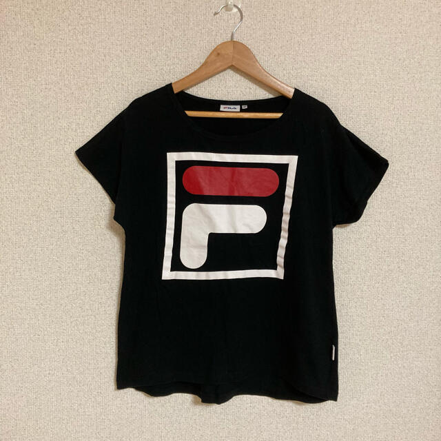 FILA(フィラ)のFILA フィラ Tシャツ　デカロゴ  黒　ブラック　レディース　M レディースのトップス(Tシャツ(半袖/袖なし))の商品写真