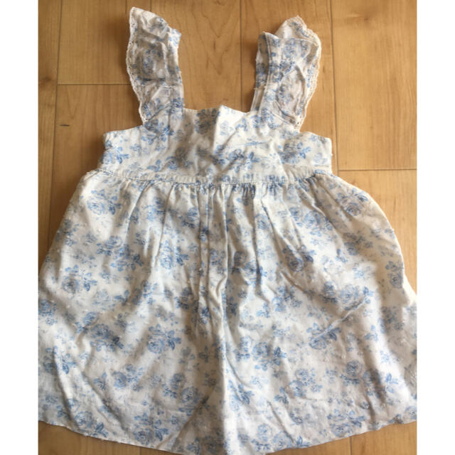 babyGAP(ベビーギャップ)の更に値下げ ベビーギャップ GAP ワンピース 白 花柄 女の子 12-18ヶ月 キッズ/ベビー/マタニティのベビー服(~85cm)(ワンピース)の商品写真