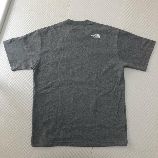 THE NORTH FACE(ザノースフェイス)のTHE NORTH FACE Pocket Tee メンズ S Tシャツ メンズのトップス(Tシャツ/カットソー(半袖/袖なし))の商品写真