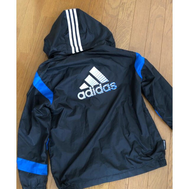 adidas(アディダス)のアディダス150 ジャンパー キッズ/ベビー/マタニティのキッズ服男の子用(90cm~)(ジャケット/上着)の商品写真