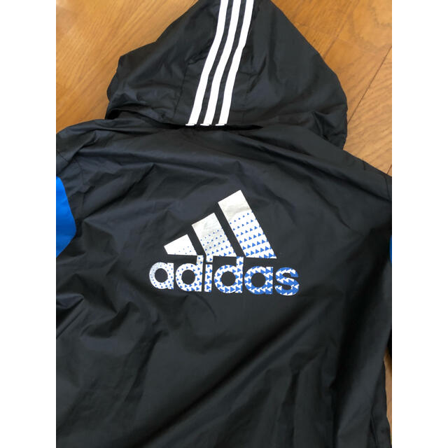 adidas(アディダス)のアディダス150 ジャンパー キッズ/ベビー/マタニティのキッズ服男の子用(90cm~)(ジャケット/上着)の商品写真