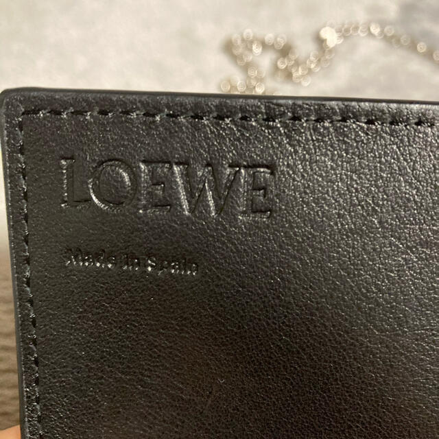 お値下げしました❗️【新品未使用】LOEWE  財布　ロエベ チェーンウォレット