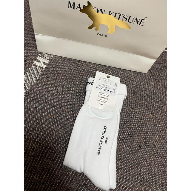 MAISON KITSUNE'(メゾンキツネ)のmaison kitsune メゾンキツネ　ソックス レディースのレッグウェア(ソックス)の商品写真