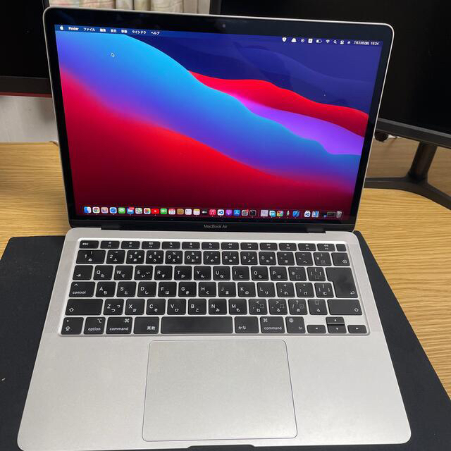 Mac (Apple)(マック)の最終値下げ美品MacBook Air m1 シルバー 256gbモデル　 スマホ/家電/カメラのPC/タブレット(ノートPC)の商品写真