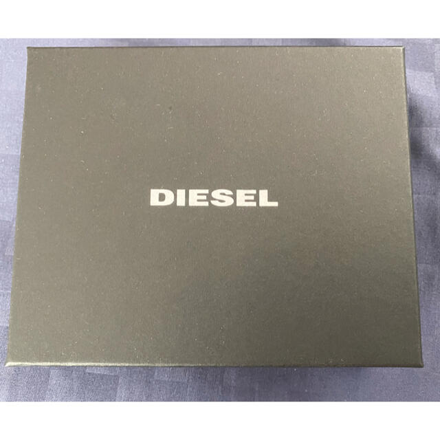 DIESEL(ディーゼル)の【DIESEL】カードケース   メンズのファッション小物(名刺入れ/定期入れ)の商品写真