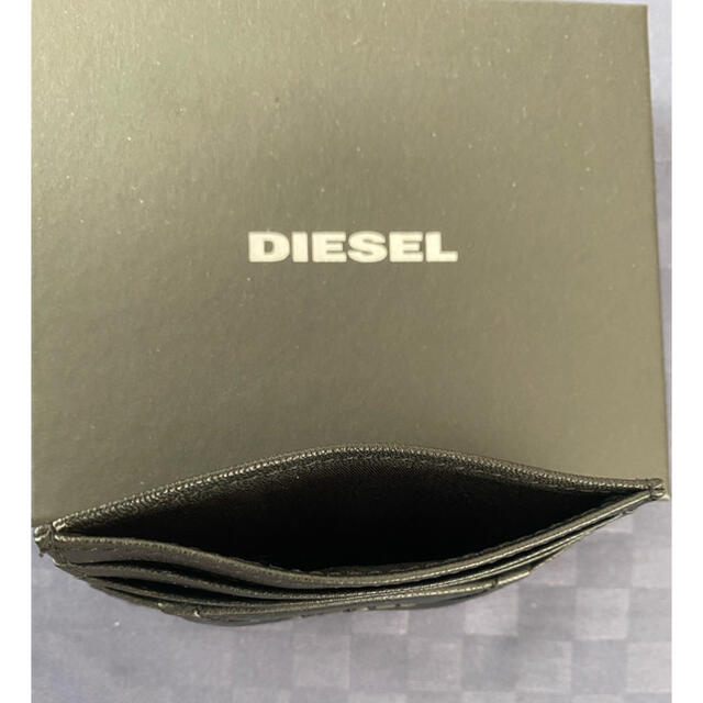 DIESEL(ディーゼル)の【DIESEL】カードケース   メンズのファッション小物(名刺入れ/定期入れ)の商品写真