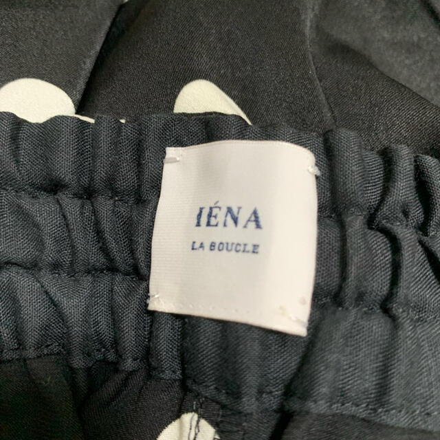 IENA(イエナ)のIENA LA BOUCLE ドット柄パンツ　40 レディースのパンツ(カジュアルパンツ)の商品写真