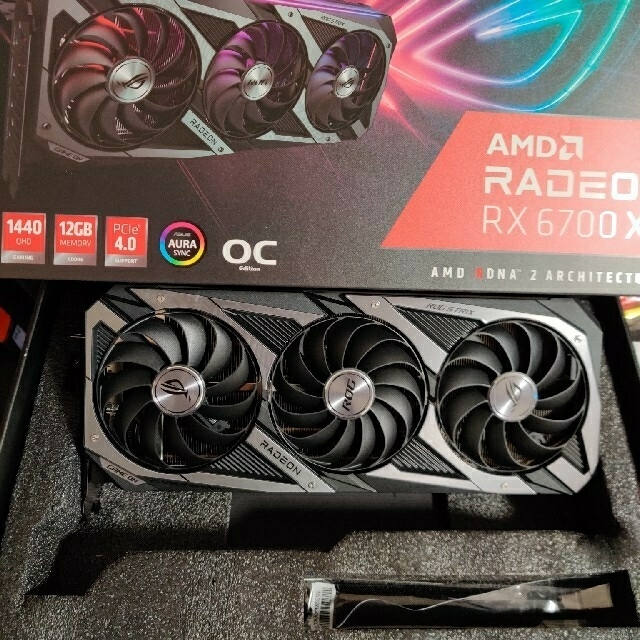 ROG STRIX RX6700XTスマホ/家電/カメラ