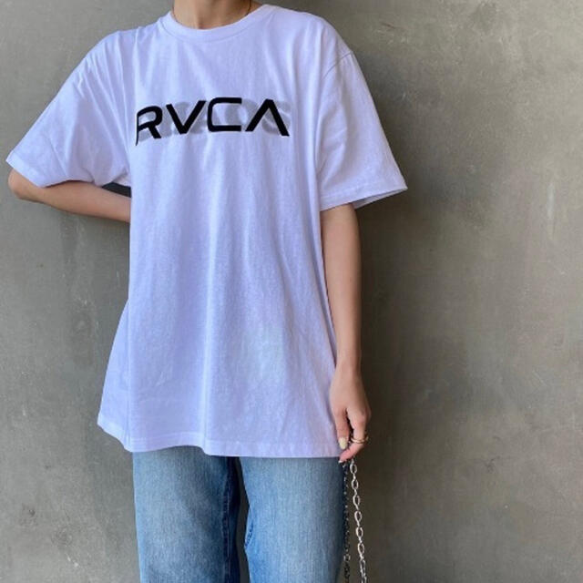 RVCA(ルーカ)の新品 RVCA ルーカ XL カオス オーダー ロゴ プリント Tシャツ  メンズのトップス(Tシャツ/カットソー(半袖/袖なし))の商品写真