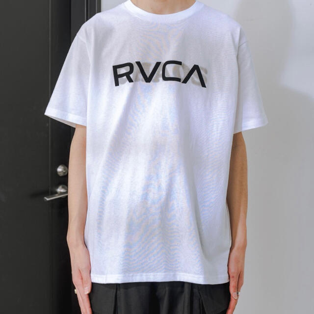 RVCA(ルーカ)の新品 RVCA ルーカ XL カオス オーダー ロゴ プリント Tシャツ  メンズのトップス(Tシャツ/カットソー(半袖/袖なし))の商品写真